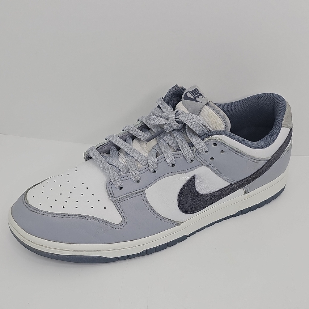 Men's Nike Dunk Low Retro, Size 11 - White / Light Carbon / Platinum Tint - Picture 4 of 14